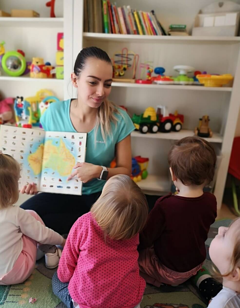 Foglalkozás - Züm-Züm Bölcsi Bornemissza utcai családi bölcsődében